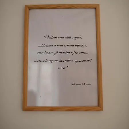 L'ulivo E Il Colibri Gênes